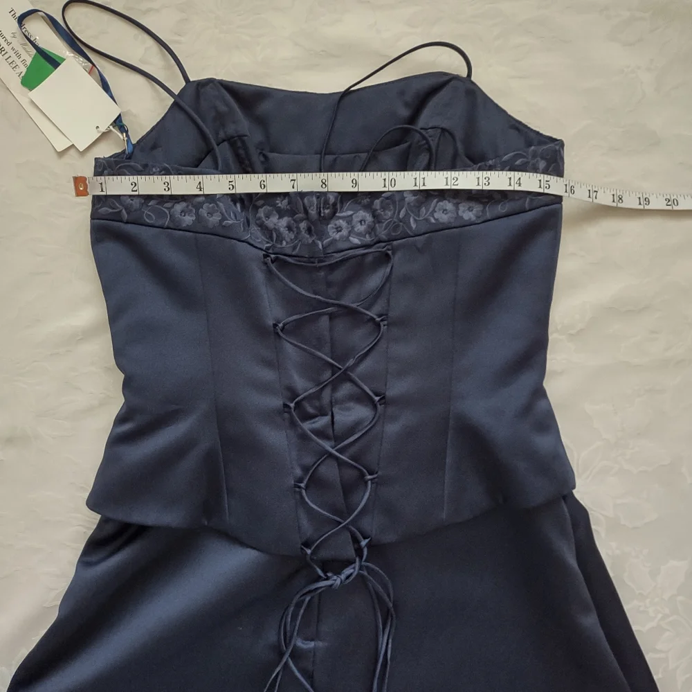 New🎀Mori Lee Madeline Gardner embroidered corset lace up maxi gown - Picture 8 of 13
